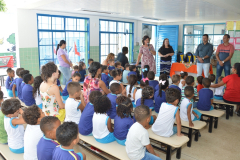 Entrega dos Kits Escolares na Umei Cândida Ferreira (28)